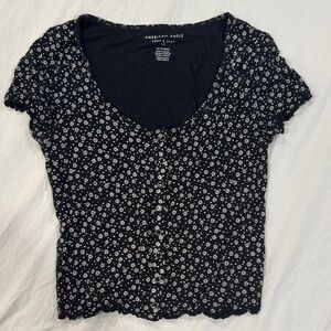 American Eagle Outfitters Black and White Floral Blouse